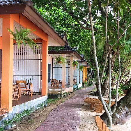 Paradise Beachfront Bungalows Otel Koh Kradan Dış mekan fotoğraf