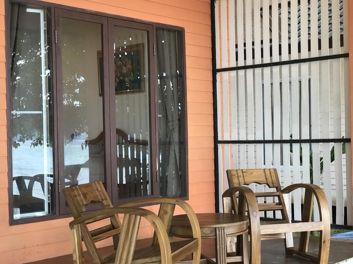 Paradise Beachfront Bungalows Otel Koh Kradan Dış mekan fotoğraf